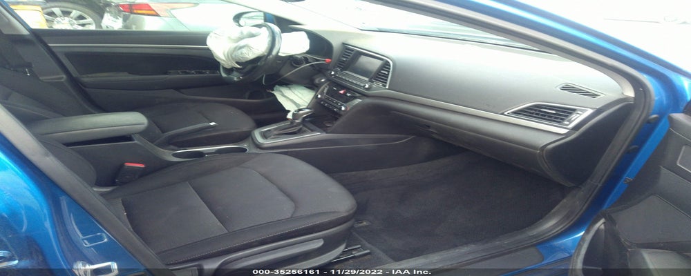 KMHD84LF3HU372031 2017 HYUNDAI ELANTRA photo no. 5