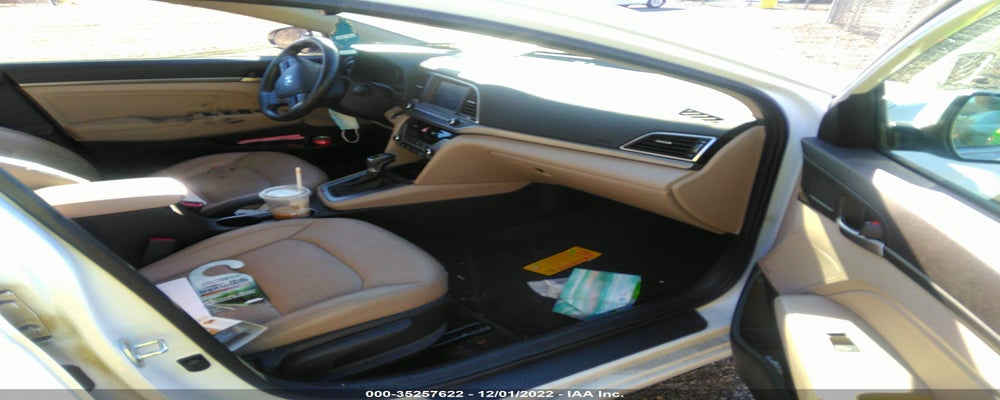 5NPD84LF2HH051015 2017 HYUNDAI ELANTRA photo no. 5