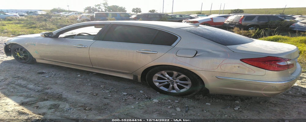 KMHGC4DD6CU187375 2012 HYUNDAI GENESIS photo no. 3