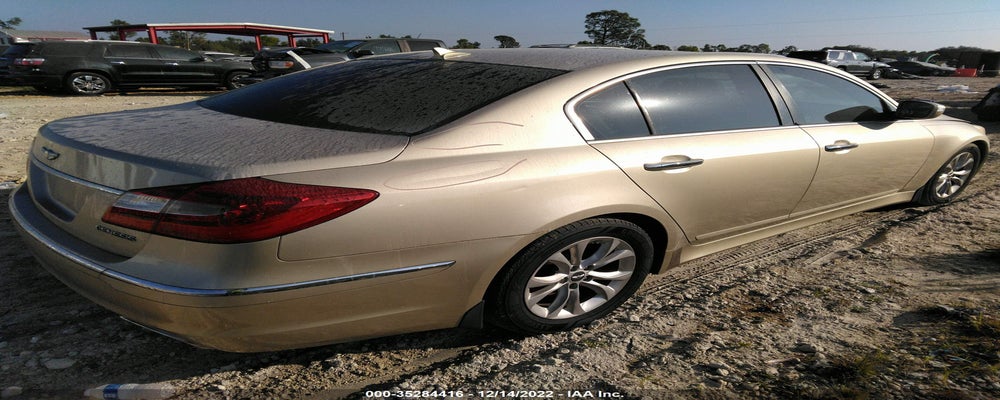 KMHGC4DD6CU187375 2012 HYUNDAI GENESIS photo no. 4