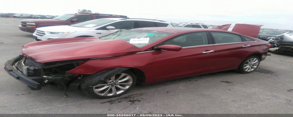 5NPEC4AC0BH039612 2011 HYUNDAI SONATA photo no. 2