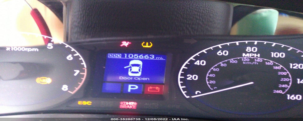 KMHGC4DD9DU257355 2013 HYUNDAI GENESIS photo no. 7
