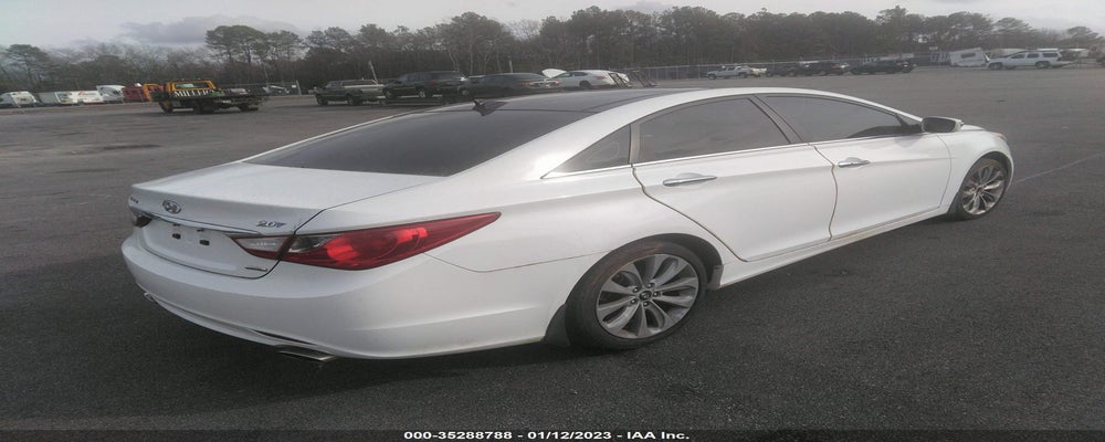 5NPEC4AB4CH412773 2012 HYUNDAI SONATA photo no. 4
