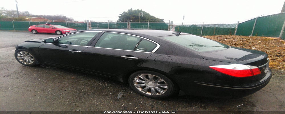 KMHGC4DE8AU075313 2010 HYUNDAI GENESIS photo no. 3