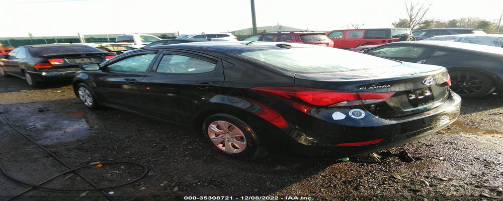 KMHDH4AE7GU618636 2016 HYUNDAI ELANTRA photo no. 3