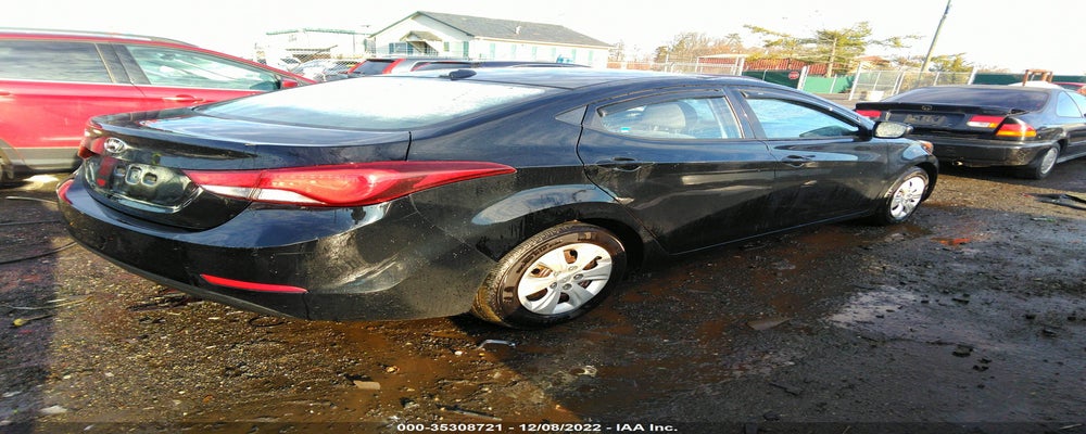 KMHDH4AE7GU618636 2016 HYUNDAI ELANTRA photo no. 4