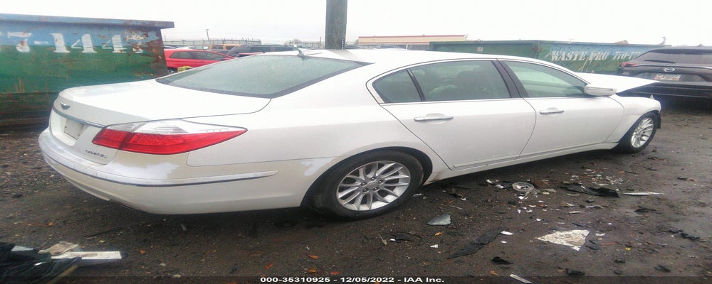 KMHGC4DE6BU145313 2011 HYUNDAI GENESIS photo no. 4