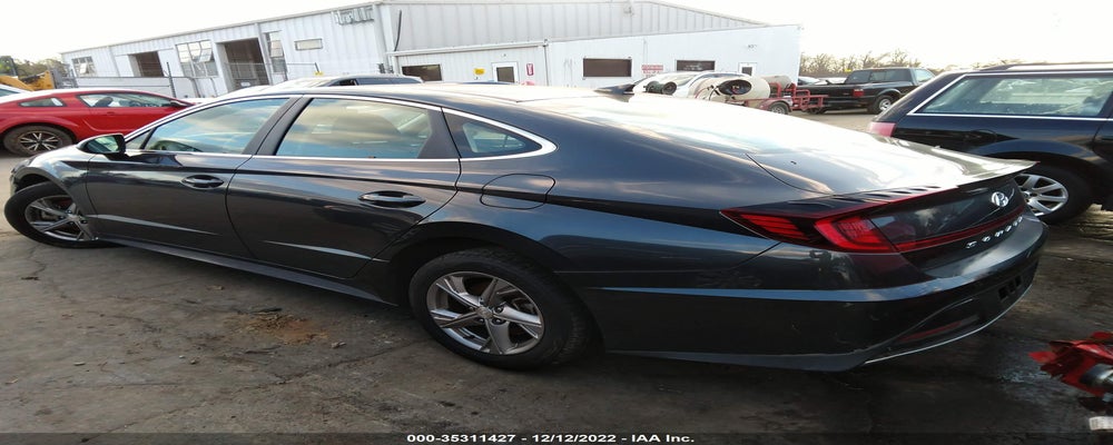 5NPEG4JA2LH018393 2020 HYUNDAI SONATA photo no. 3