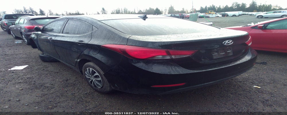 5NPDH4AE1GH760740 2016 HYUNDAI ELANTRA photo no. 3