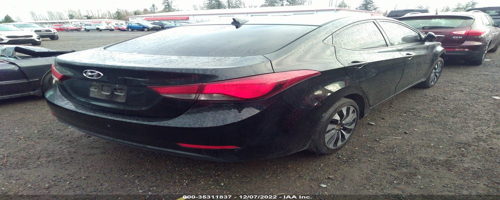 5NPDH4AE1GH760740 2016 HYUNDAI ELANTRA photo no. 4