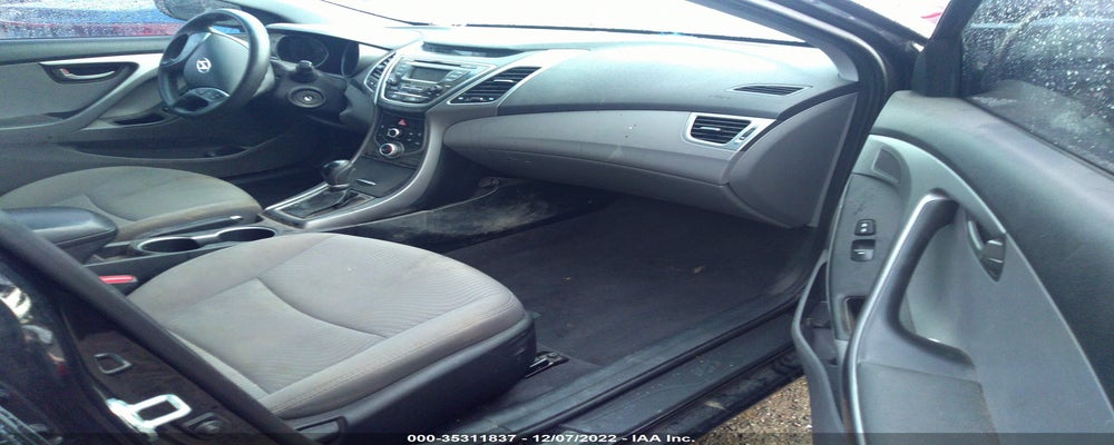 5NPDH4AE1GH760740 2016 HYUNDAI ELANTRA photo no. 5