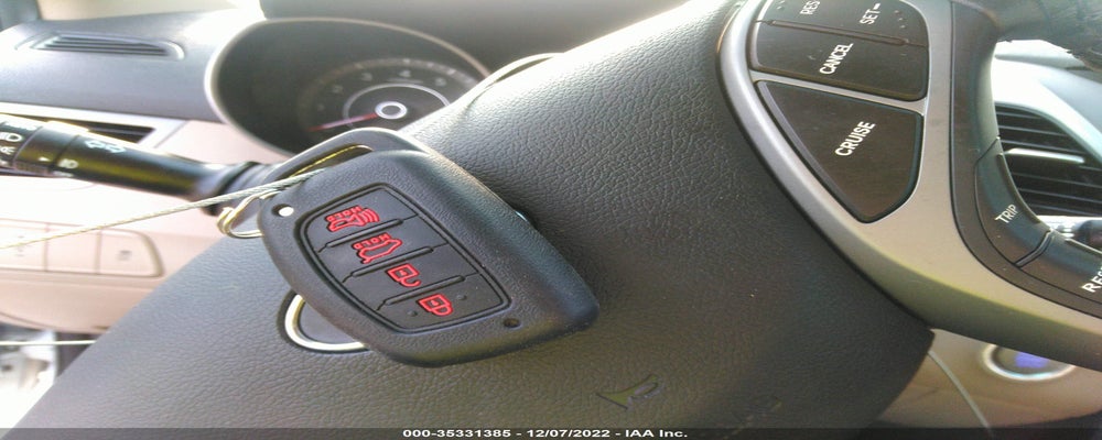 5NPDH4AEXGH689697 2016 HYUNDAI ELANTRA photo no. 11