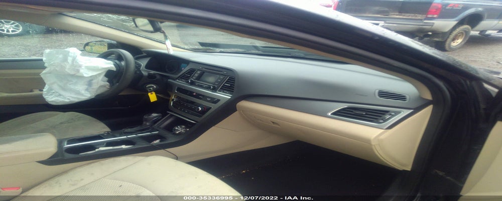 5NPE24AF2FH211092 2015 HYUNDAI SONATA photo no. 5