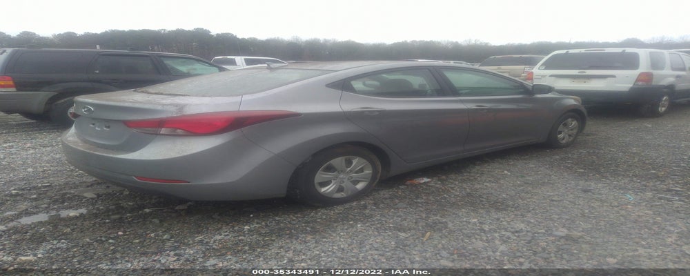 5NPDH4AEXGH732385 2016 HYUNDAI ELANTRA photo no. 4