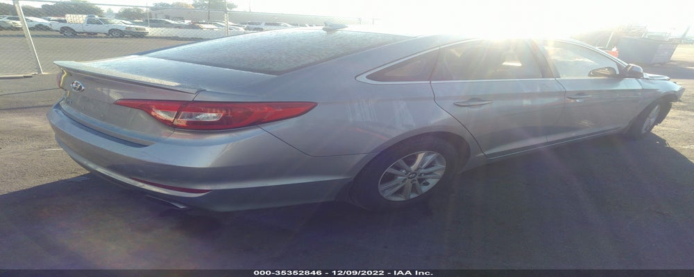 5NPE24AFXFH220042 2015 HYUNDAI SONATA photo no. 4