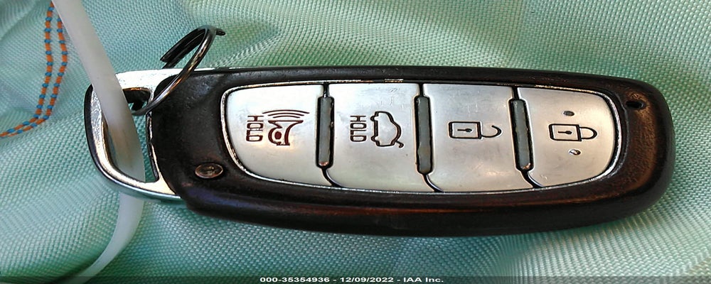 KMHD84LF9HU127380 2017 HYUNDAI ELANTRA photo no. 11