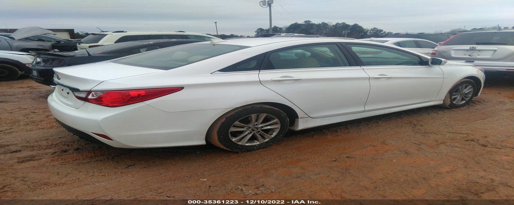 5NPEB4AC8EH924678 2014 HYUNDAI SONATA photo no. 4