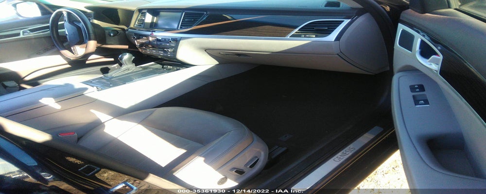 KMHGN4JE2FU061025 2015 HYUNDAI GENESIS photo no. 5