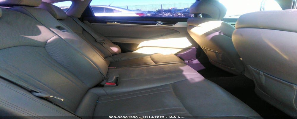 KMHGN4JE2FU061025 2015 HYUNDAI GENESIS photo no. 8