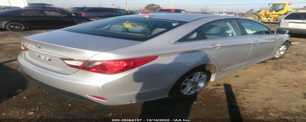 5NPEB4AC4EH841278 2014 HYUNDAI SONATA photo no. 4