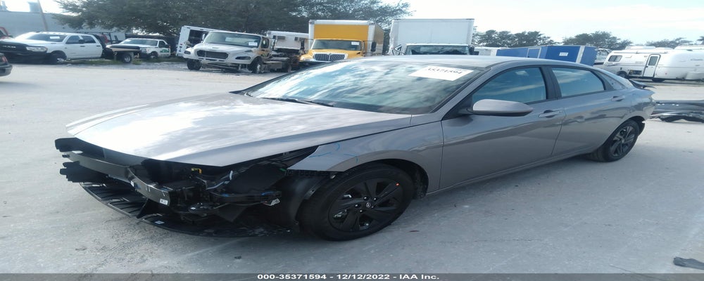 KMHLM4AG7PU436962 2023 HYUNDAI ELANTRA photo no. 2