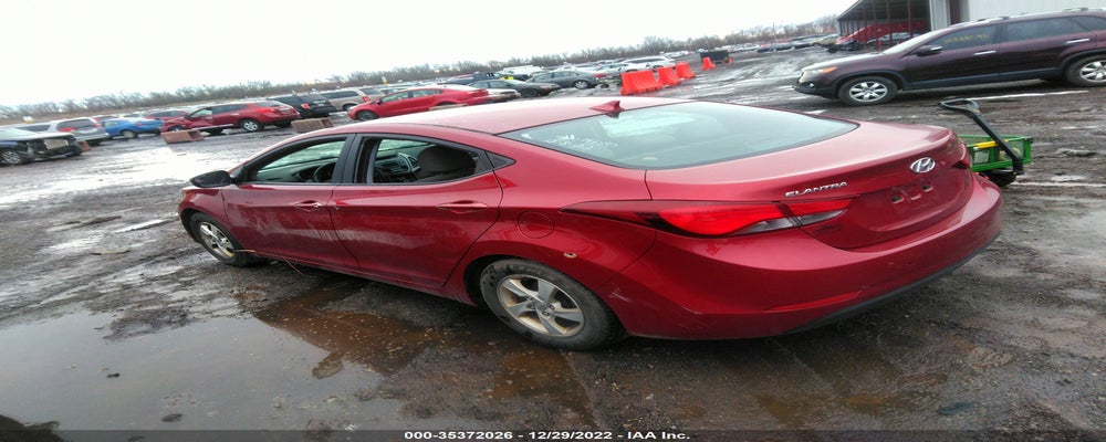 5NPDH4AE1FH635994 2015 HYUNDAI ELANTRA photo no. 3