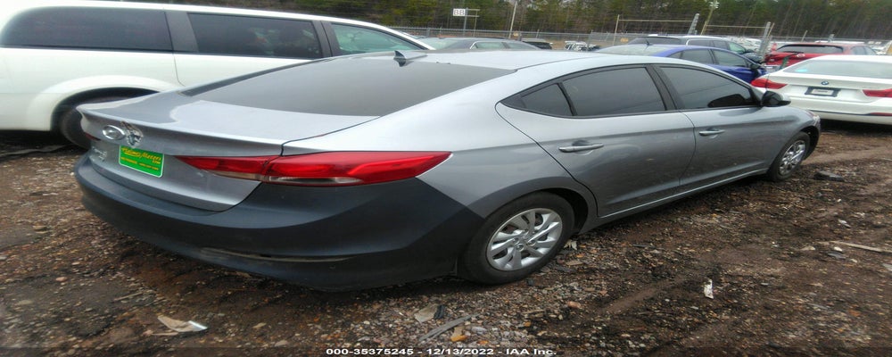 5NPD74LF7HH136015 2017 HYUNDAI ELANTRA photo no. 4