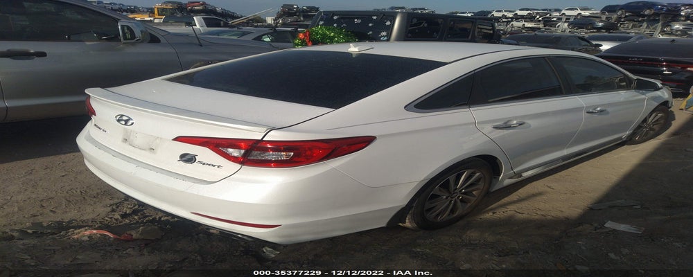 5NPE34AF4FH092670 2015 HYUNDAI SONATA photo no. 4