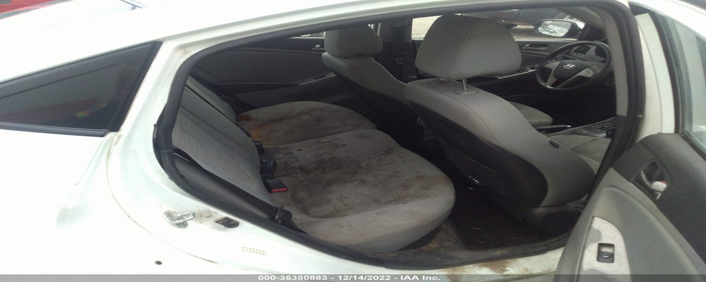 KMHCT4AE0FU910735 2015 HYUNDAI ACCENT photo no. 8