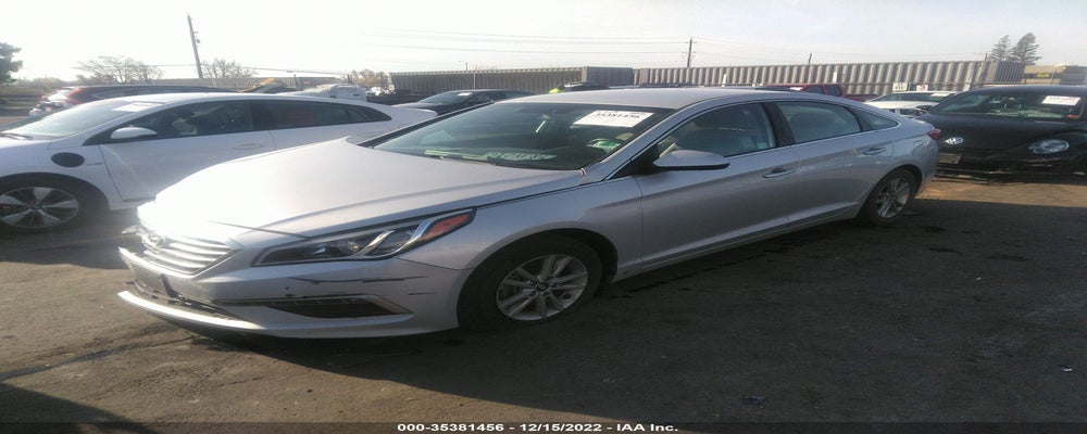 5NPE24AF2FH177087 2015 HYUNDAI SONATA photo no. 2