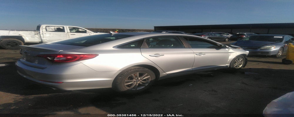 5NPE24AF2FH177087 2015 HYUNDAI SONATA photo no. 4