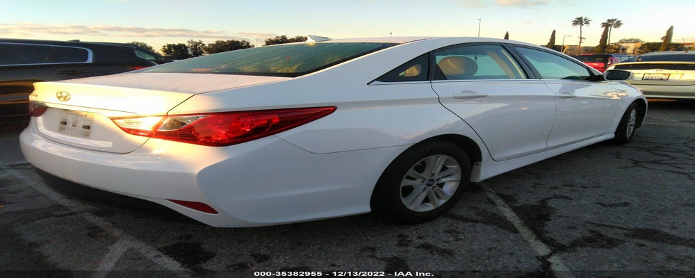 5NPEB4AC0EH817902 2014 HYUNDAI SONATA photo no. 4