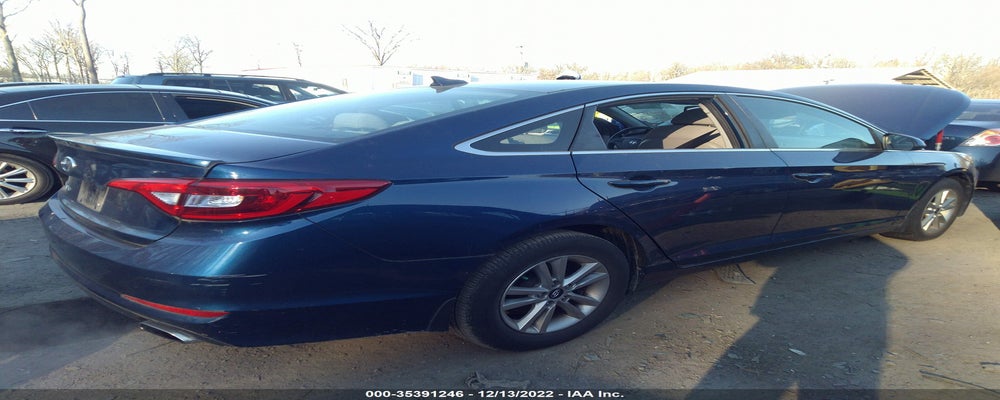5NPE24AF7FH162617 2015 HYUNDAI SONATA photo no. 4