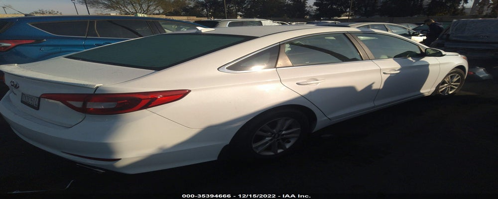 5NPE24AF1FH176710 2015 HYUNDAI SONATA photo no. 4