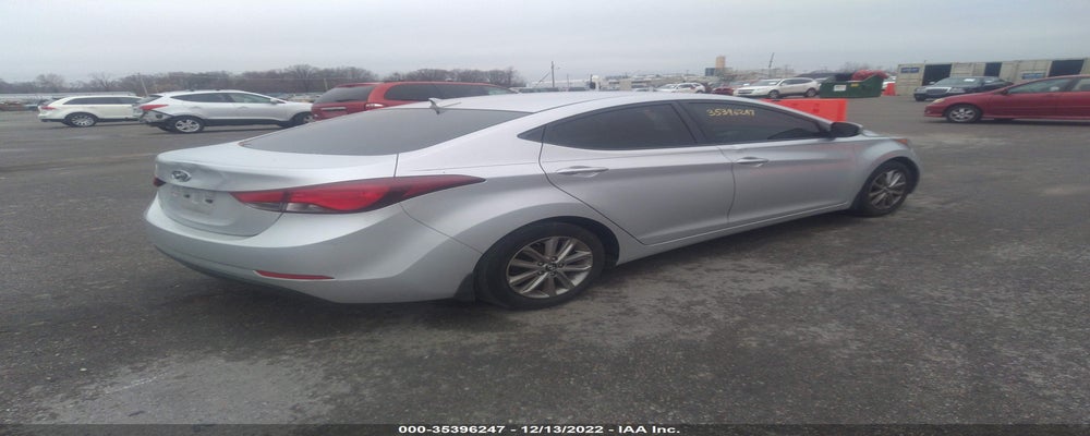 5NPDH4AE6FH553498 2015 HYUNDAI ELANTRA photo no. 4