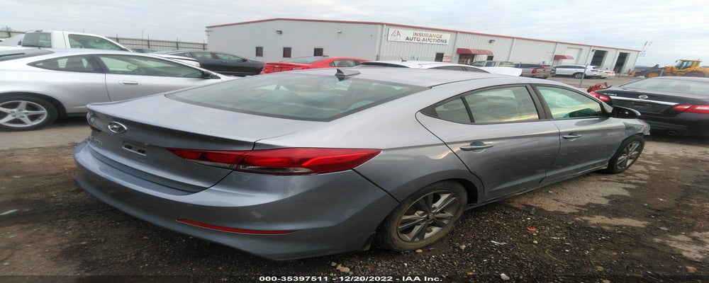 5NPD84LF9HH073576 2017 HYUNDAI ELANTRA photo no. 4
