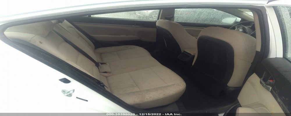 5NPD84LF2HH101556 2017 HYUNDAI ELANTRA photo no. 8