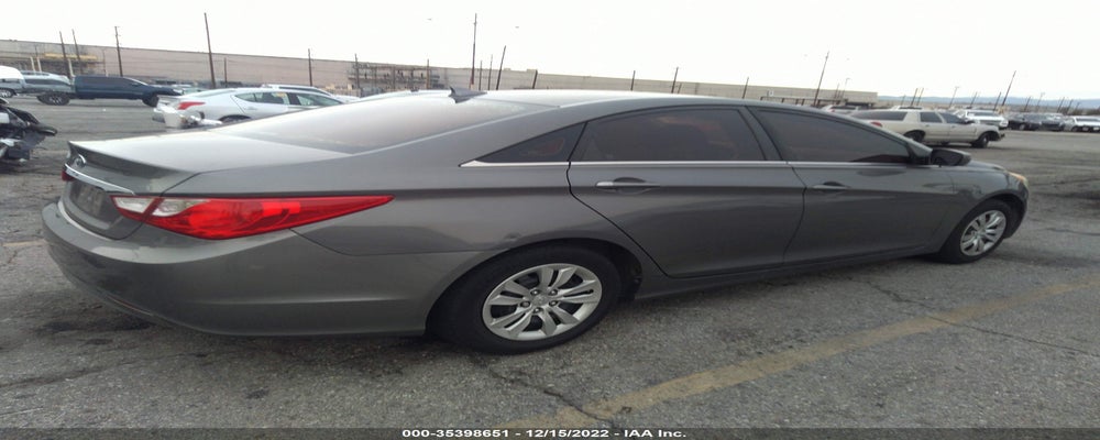 5NPEB4ACXDH504015 2013 HYUNDAI SONATA photo no. 4