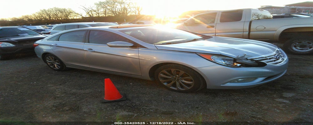 5NPEC4AC6CH411911 2012 HYUNDAI SONATA photo no. 11