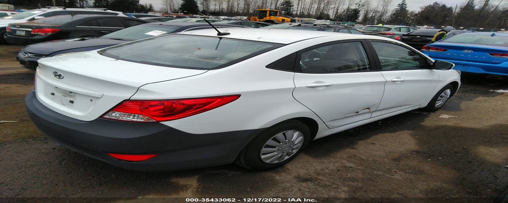 KMHCT4AE2DU460986 2013 HYUNDAI ACCENT photo no. 4