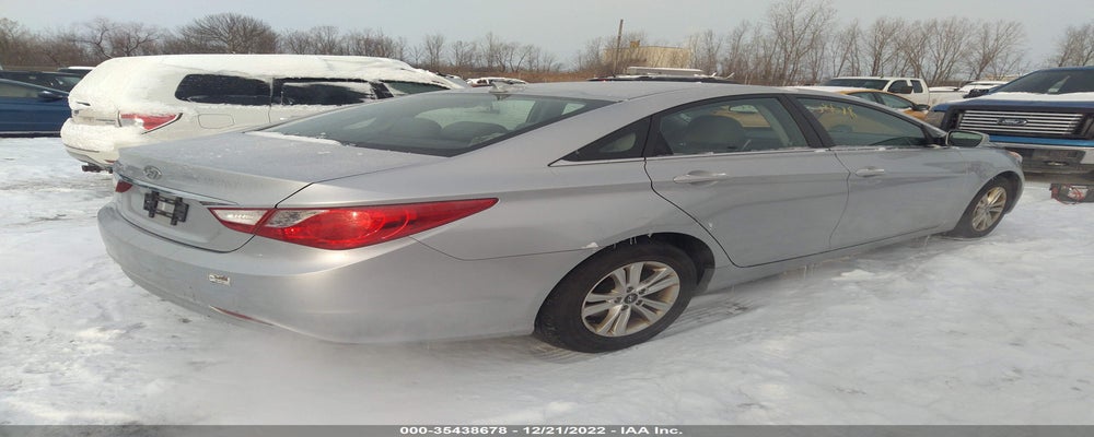 5NPEB4AC2CH473308 2012 HYUNDAI SONATA photo no. 4