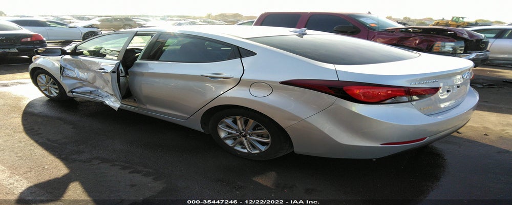 5NPDH4AEXGH728031 2016 HYUNDAI ELANTRA photo no. 3