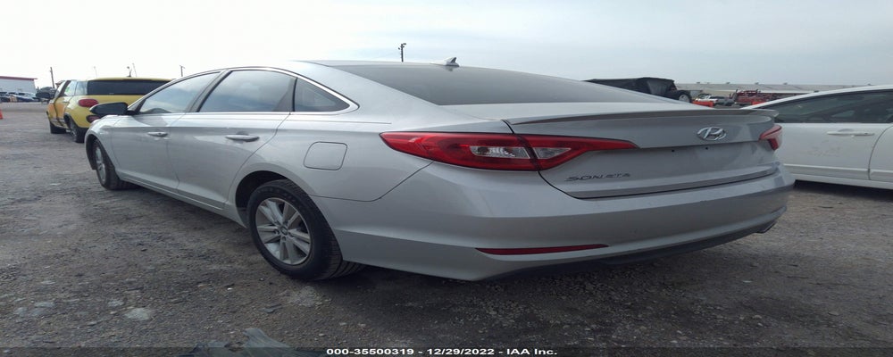 5NPE24AF2FH004668 2015 HYUNDAI SONATA photo no. 3