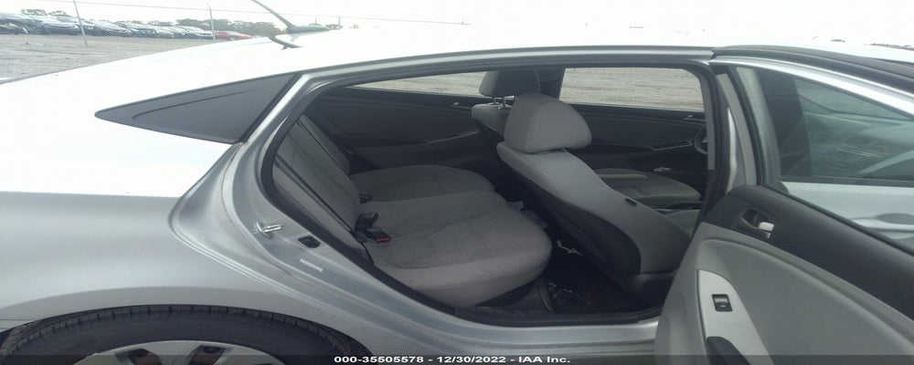 KMHCT4AE9GU032630 2016 HYUNDAI ACCENT photo no. 8