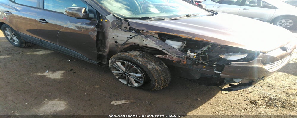 KM8JU3AGXFU014927 2015 HYUNDAI TUCSON photo no. 6