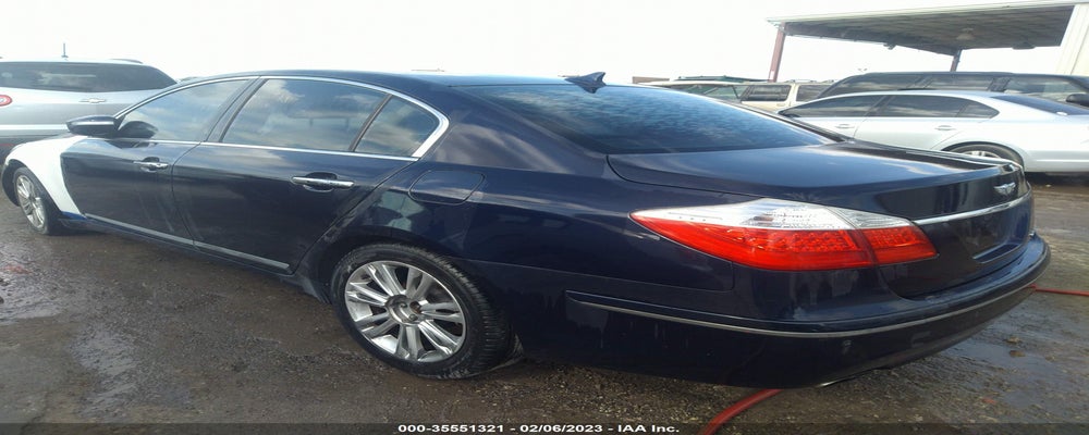 KMHGC4DF3BU140434 2011 HYUNDAI GENESIS photo no. 3