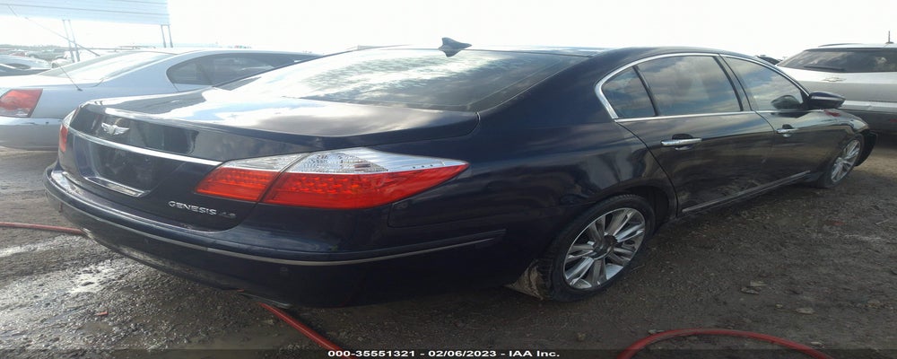 KMHGC4DF3BU140434 2011 HYUNDAI GENESIS photo no. 4