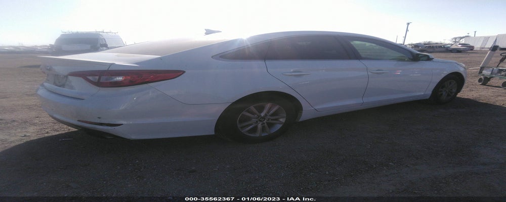 5NPE24AF4FH136122 2015 HYUNDAI SONATA photo no. 4