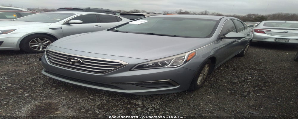 5NPE24AF1FH062237 2015 HYUNDAI SONATA photo no. 2