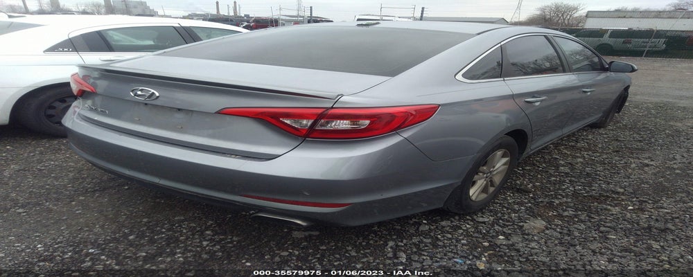 5NPE24AF1FH062237 2015 HYUNDAI SONATA photo no. 4